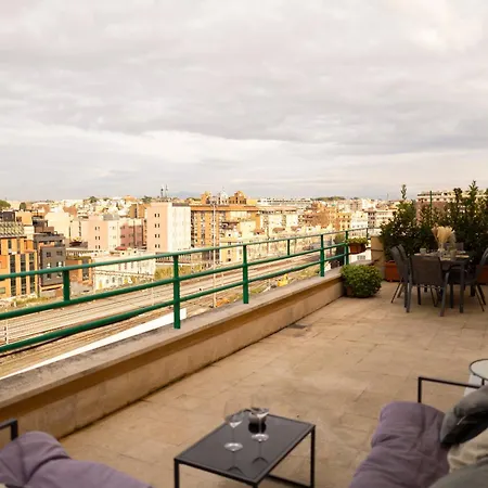 Porto Fluviale Penthouse - Collection Lägenhet Rom