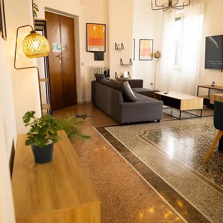Porto Fluviale Penthouse - Collection Lägenhet Rom